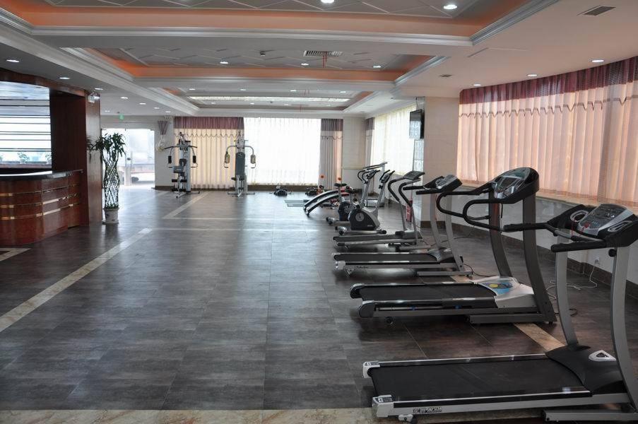 Shahai International Hotel Шанхай Екстериор снимка